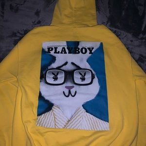 Playboy June 1967 Yellow sweatshirt